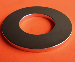 Rare Earth High Pull Ring MAGNET 2" OD (26 lbs pull)