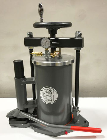 Pressure Filter w/Barrel Lift, 8"