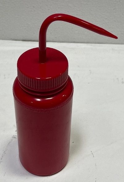250ml Wash Bottle RED - Click Image to Close