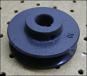 Upper pulley for crucible mixer