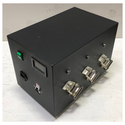 Multiple Li-Ion lamp charger for 6 SE Lamps