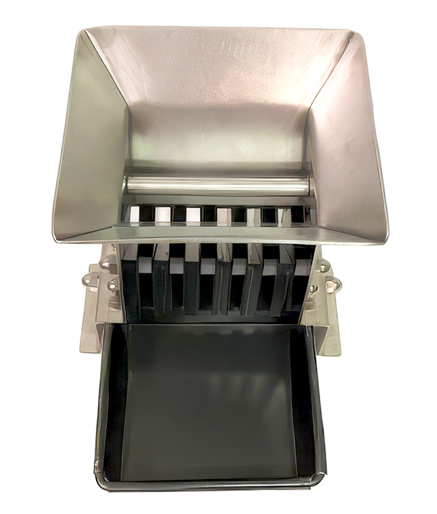 Micro-splitter 1/4" Riffles with Delrin Chutes - Image 2