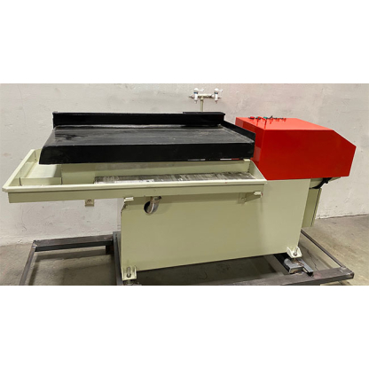 Gravity Shaking Table
