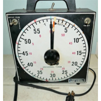Used Precision 60 minute timer w/2 acc. outlet Model 171