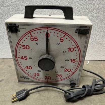 Used Precision 60 minute timer w/2 acc. outlet Model 171