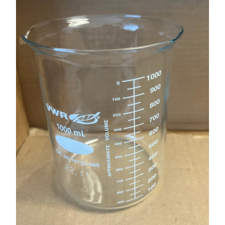 Used 1000 ml  Low-Form Beaker - Borosilicate Glass (small chip on lip)