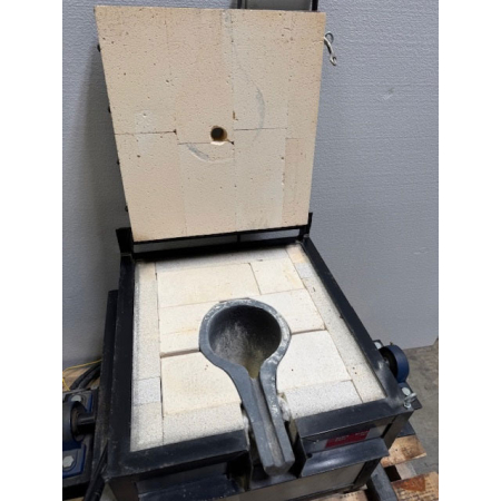 Used (NOS) Vcella TL-16 Tilting Furnace - Image 2