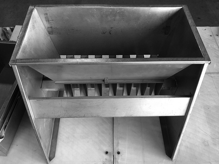 Used 3/4" All SS Jones Splitter 14 Chute